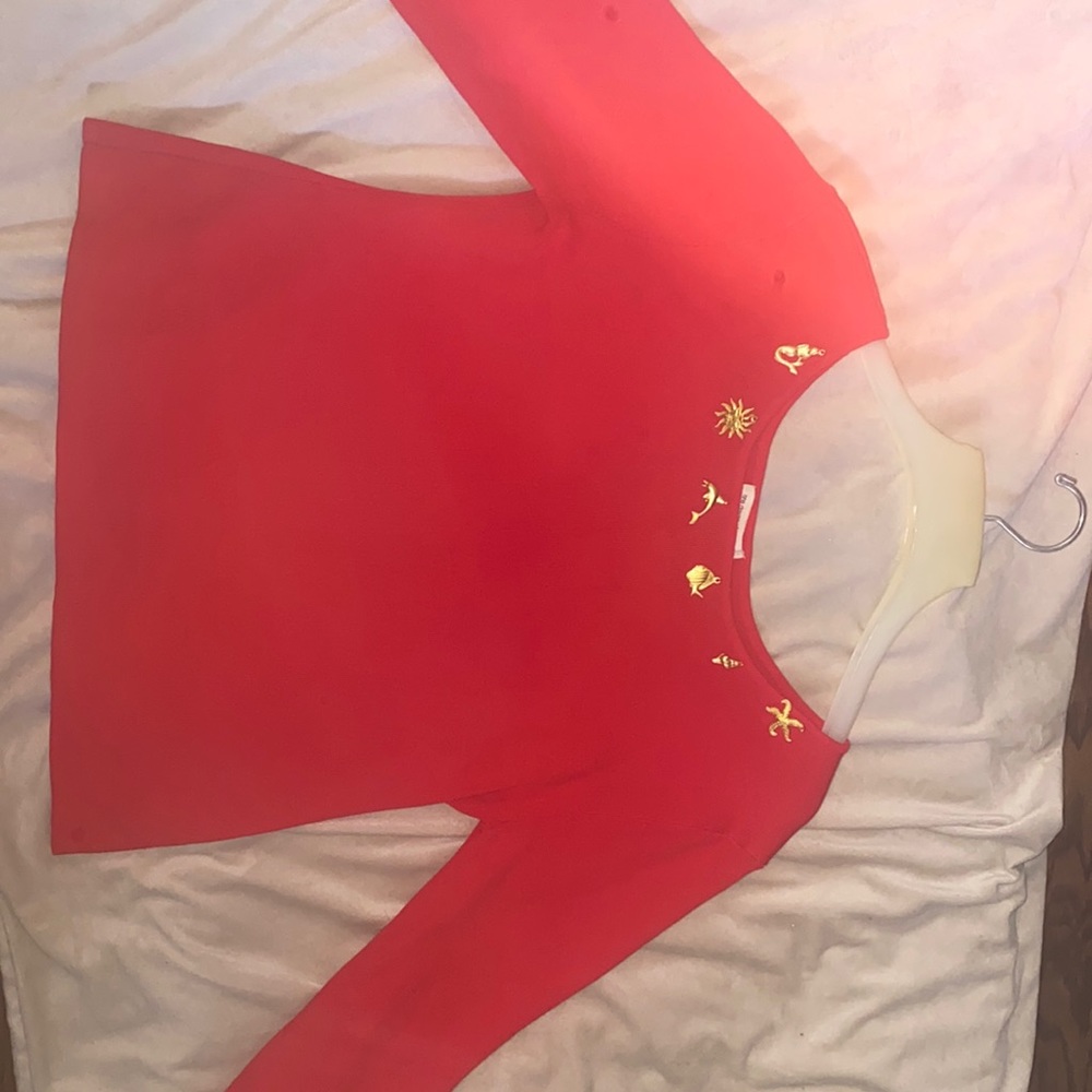 Red quarter length sleeve petite xl 82% raylon 18% nylon